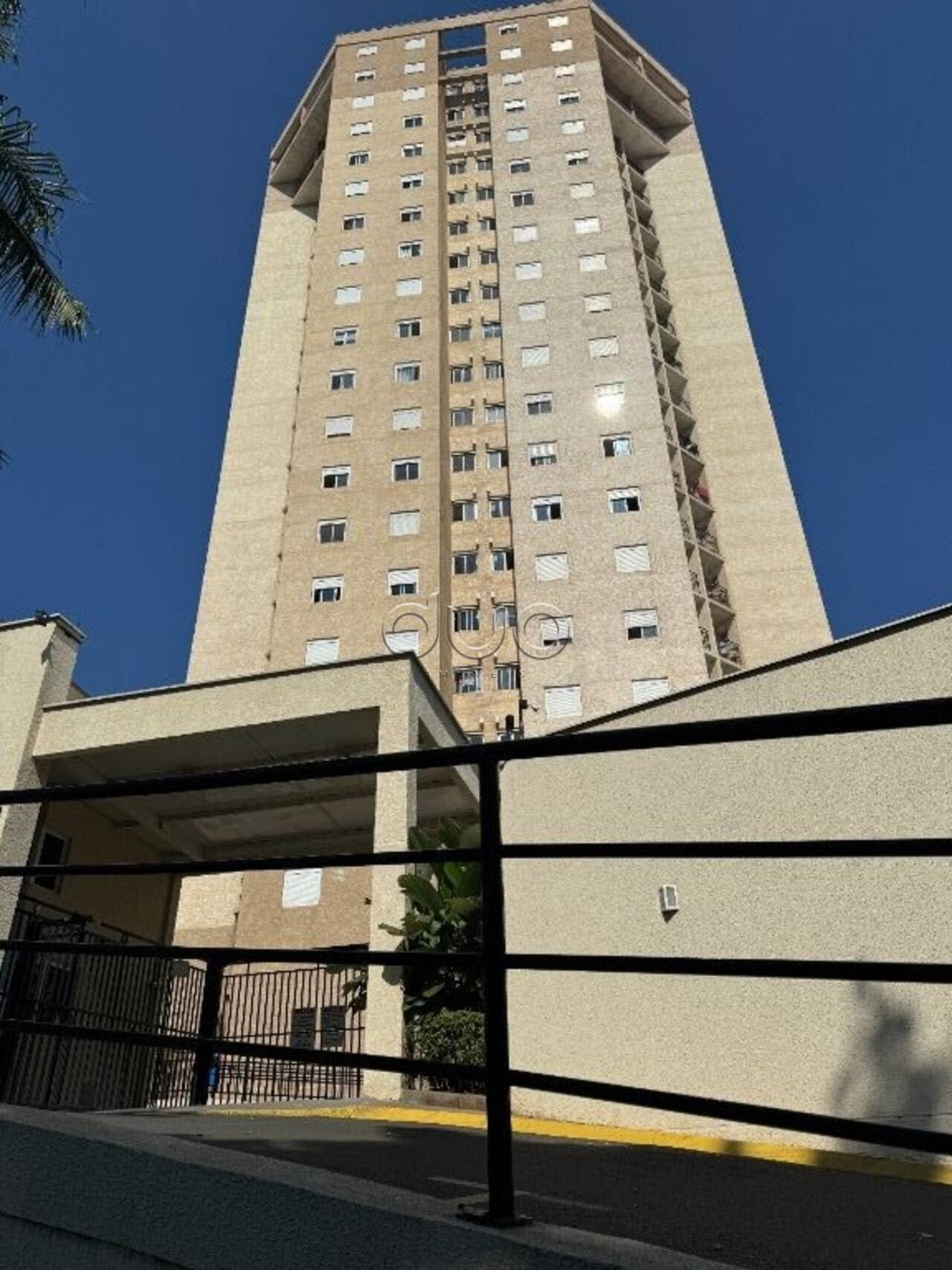 Apartamento com 2 dormitórios à venda, 62 m² por R$ 330.000 - Paulista - Piracicaba/SP