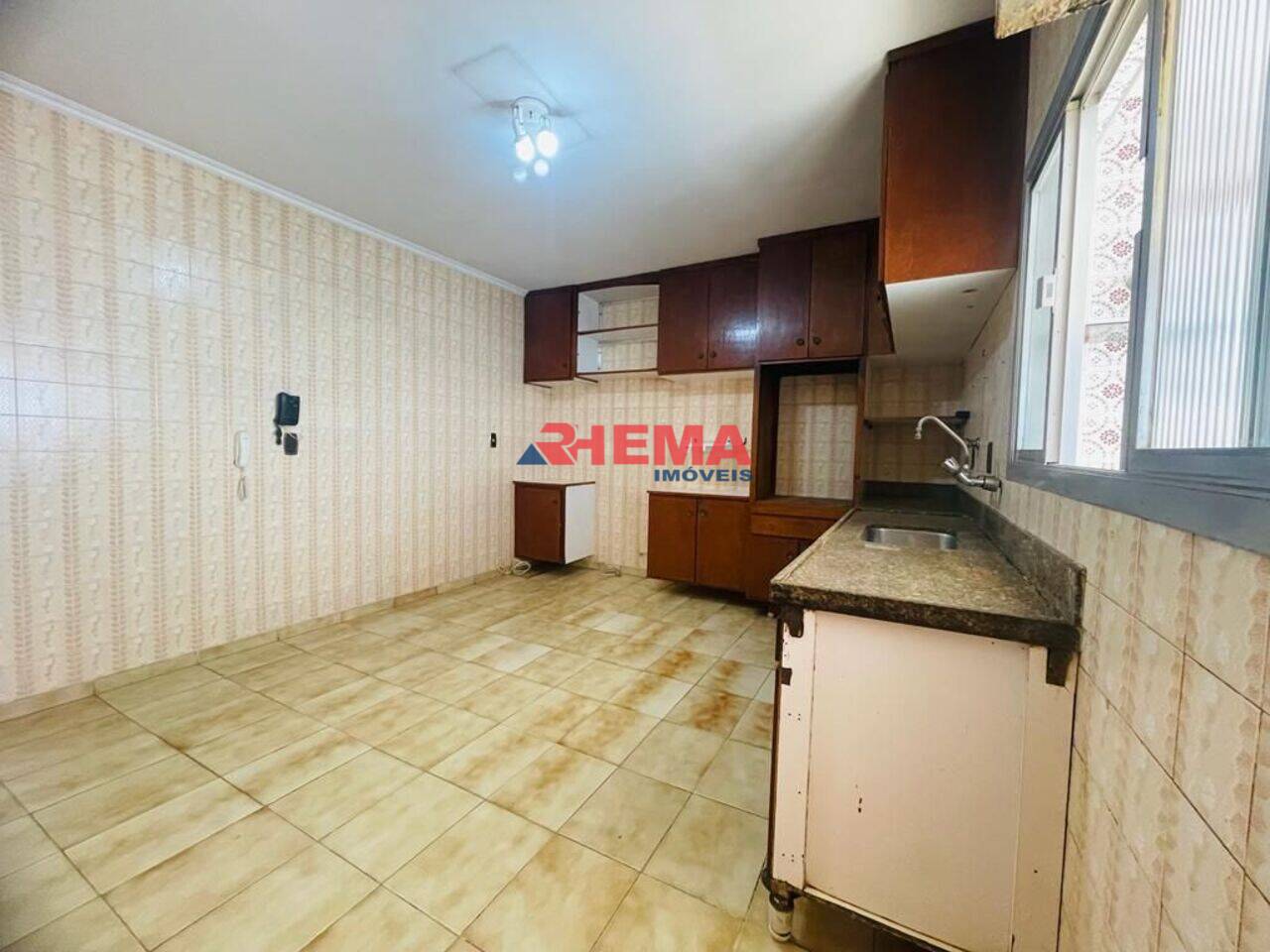 Apartamento Boqueirão, Santos - SP