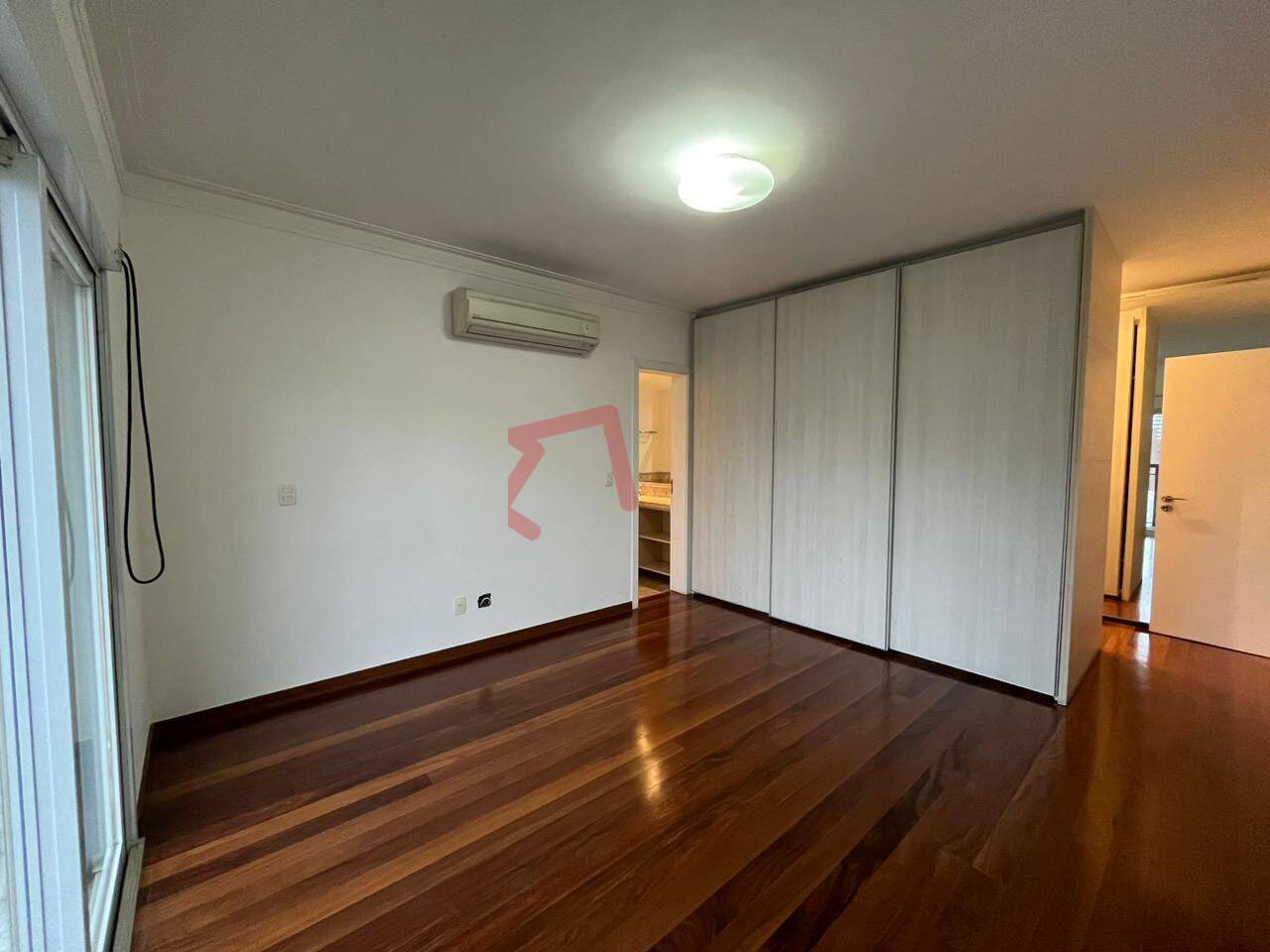 Apartamento Vila Nova Conceição, São Paulo - SP