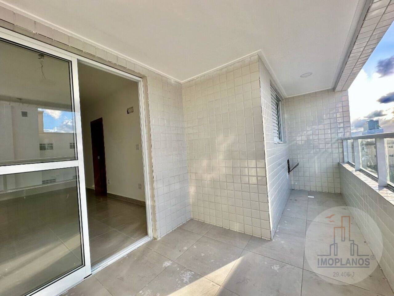 Apartamento Vila Guilhermina, Praia Grande - SP