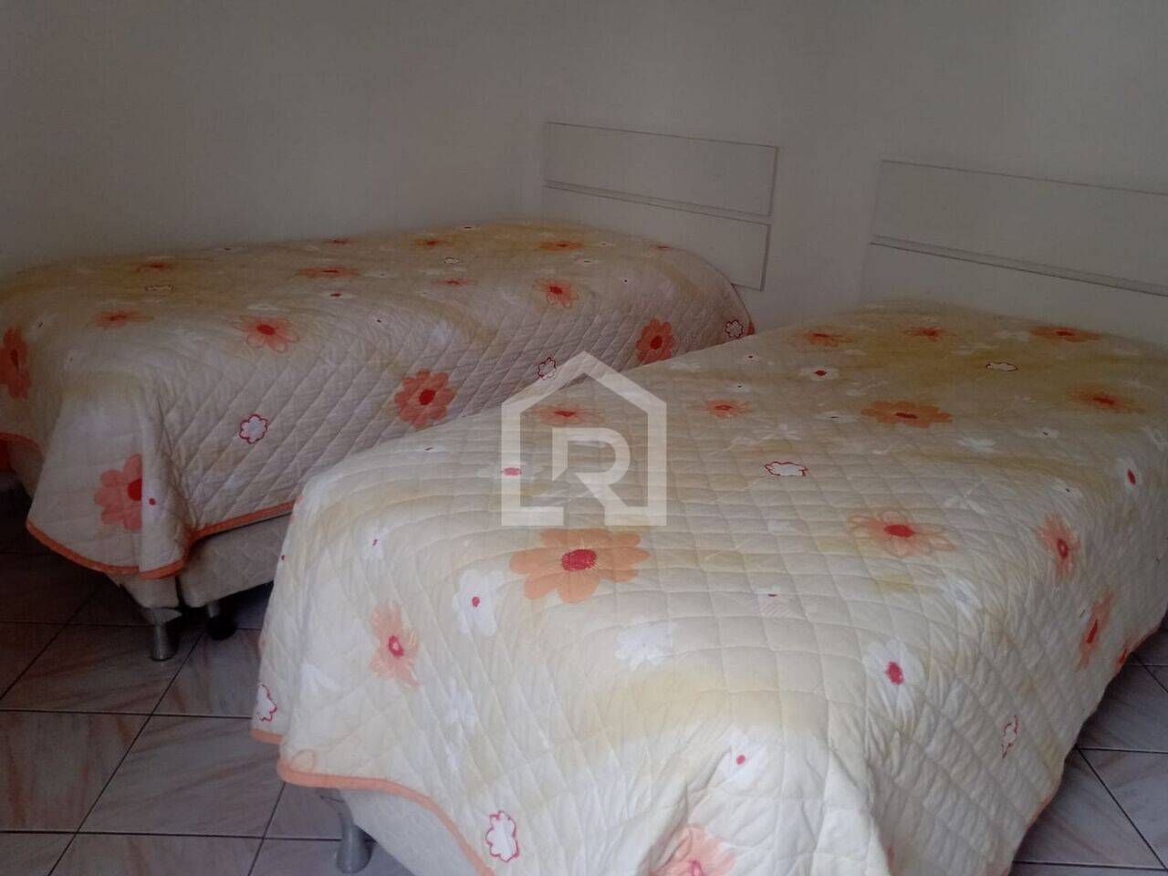 Apartamento Praia das Pitangueiras, Guarujá - SP