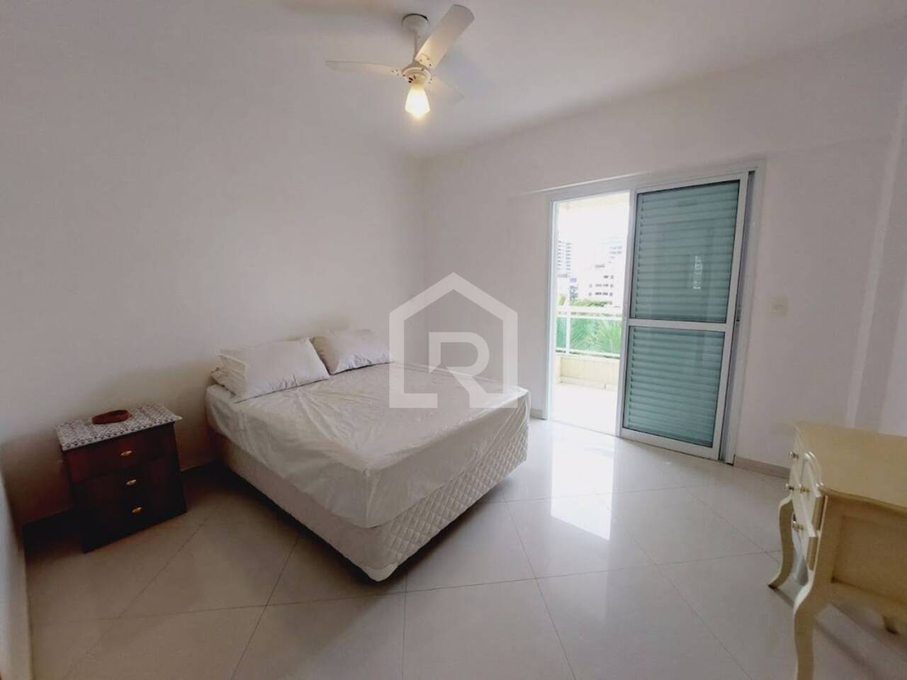 Apartamento Enseada, Guarujá - SP