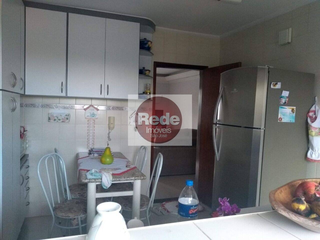 Apartamento Parque Industrial, São José dos Campos - SP