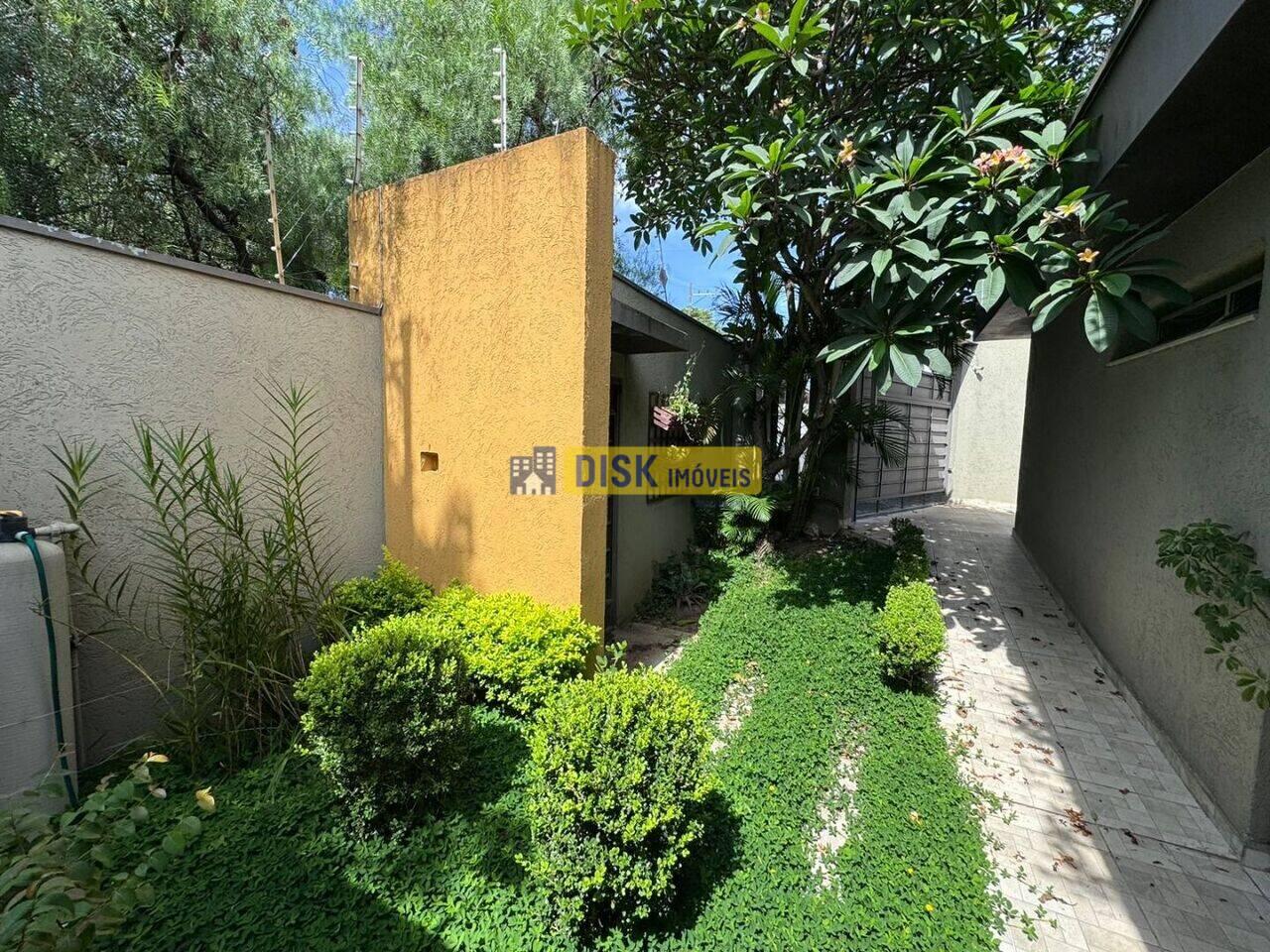 Casa Conjunto Habitacional Franchini, São Bernardo do Campo - SP