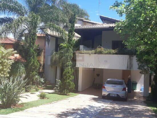 Casa de 600 m² Granja Viana - Carapicuíba, aluguel por R$ 9.000/mês