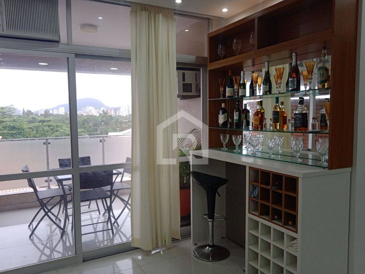 Apartamento Praia da Enseada, Guarujá - SP