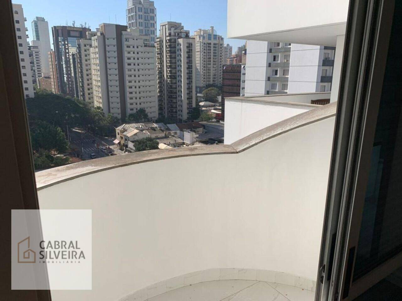 Apartamento Moema, São Paulo - SP