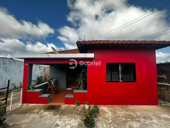 Casa de 152 m² Centro - Pederneiras, à venda por R$ 380.000