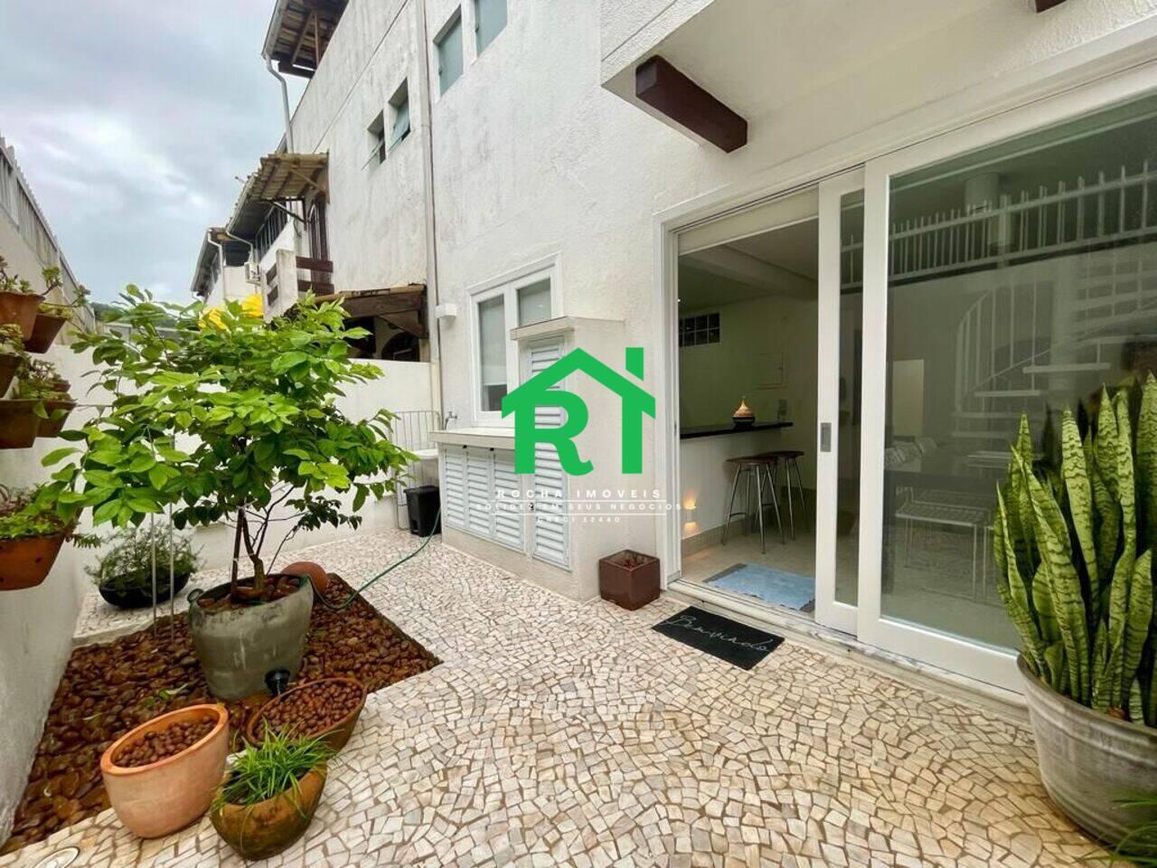 Apartamento triplex Enseada, Guarujá - SP