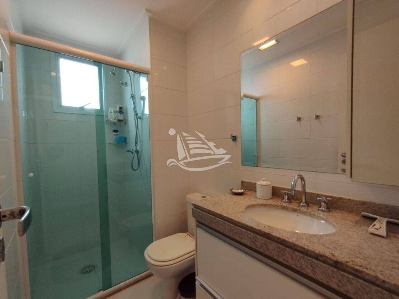 Apartamento Praia da Enseada – Hotéis, Guarujá - SP