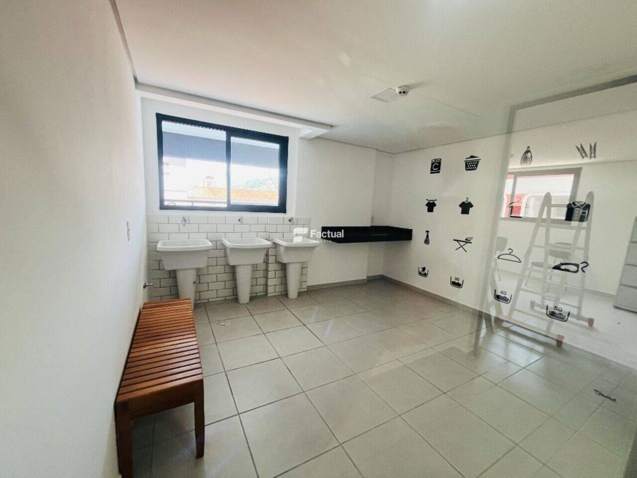 Apartamento Enseada, Guarujá - SP