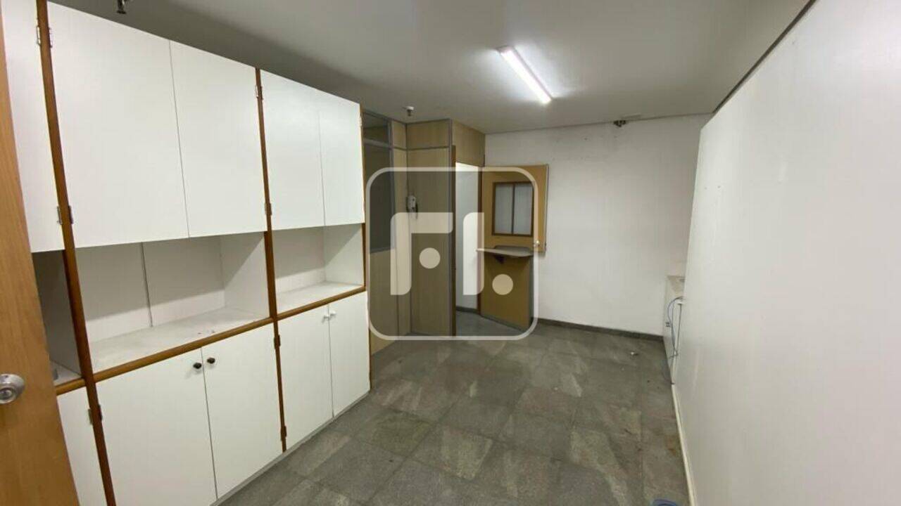 Conjunto comercial com 160,m² na Bela Vista para Venda,