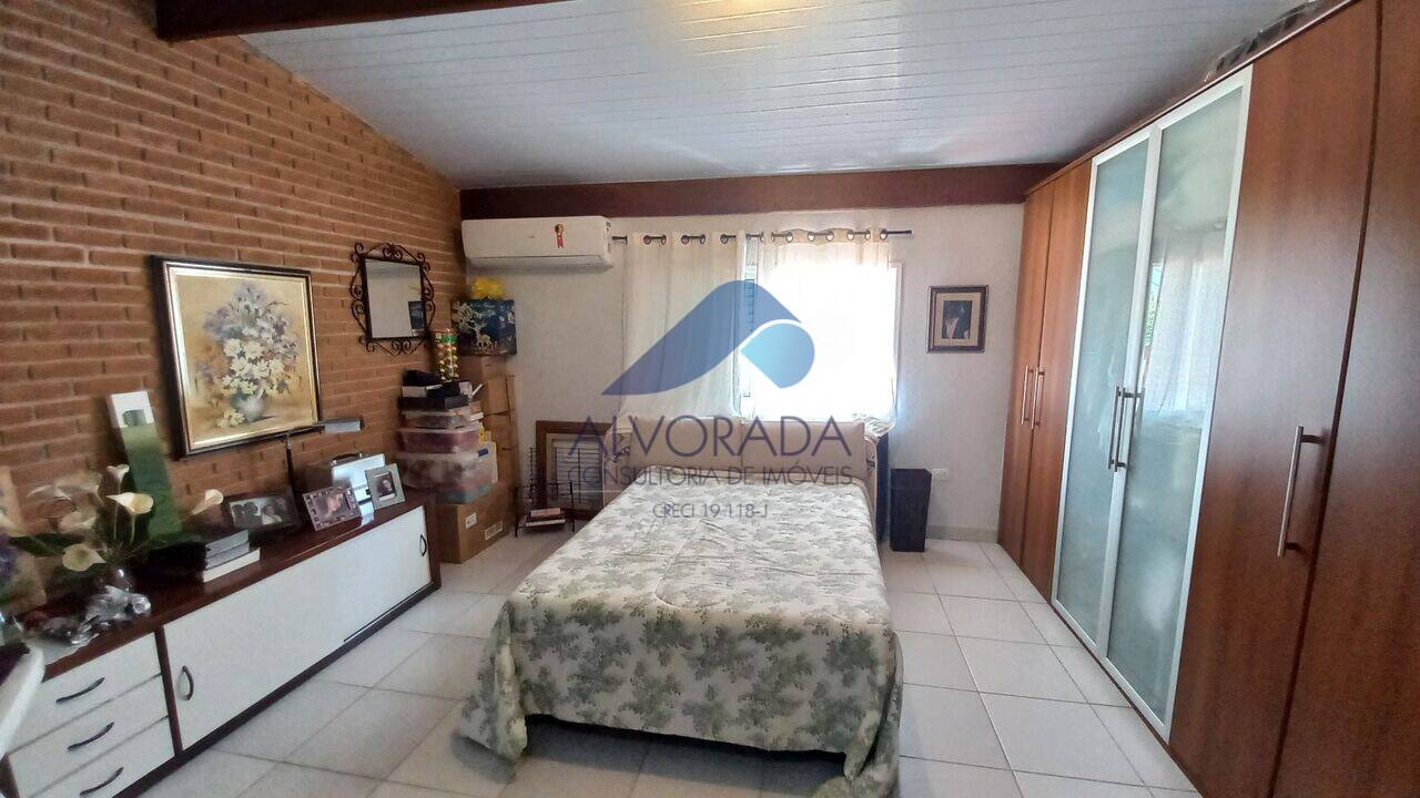 Casa Jardim Oswaldo Cruz, São José dos Campos - SP