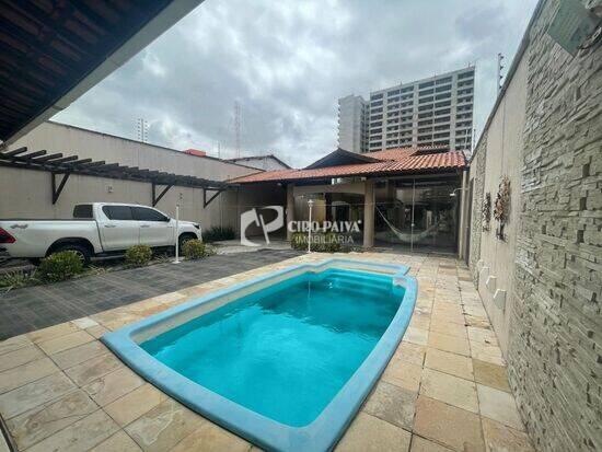 Casa de 715 m² na Monsenhor Carneiro da Cunha - Engenheiro Luciano Cavalcante - Fortaleza - CE, à ve