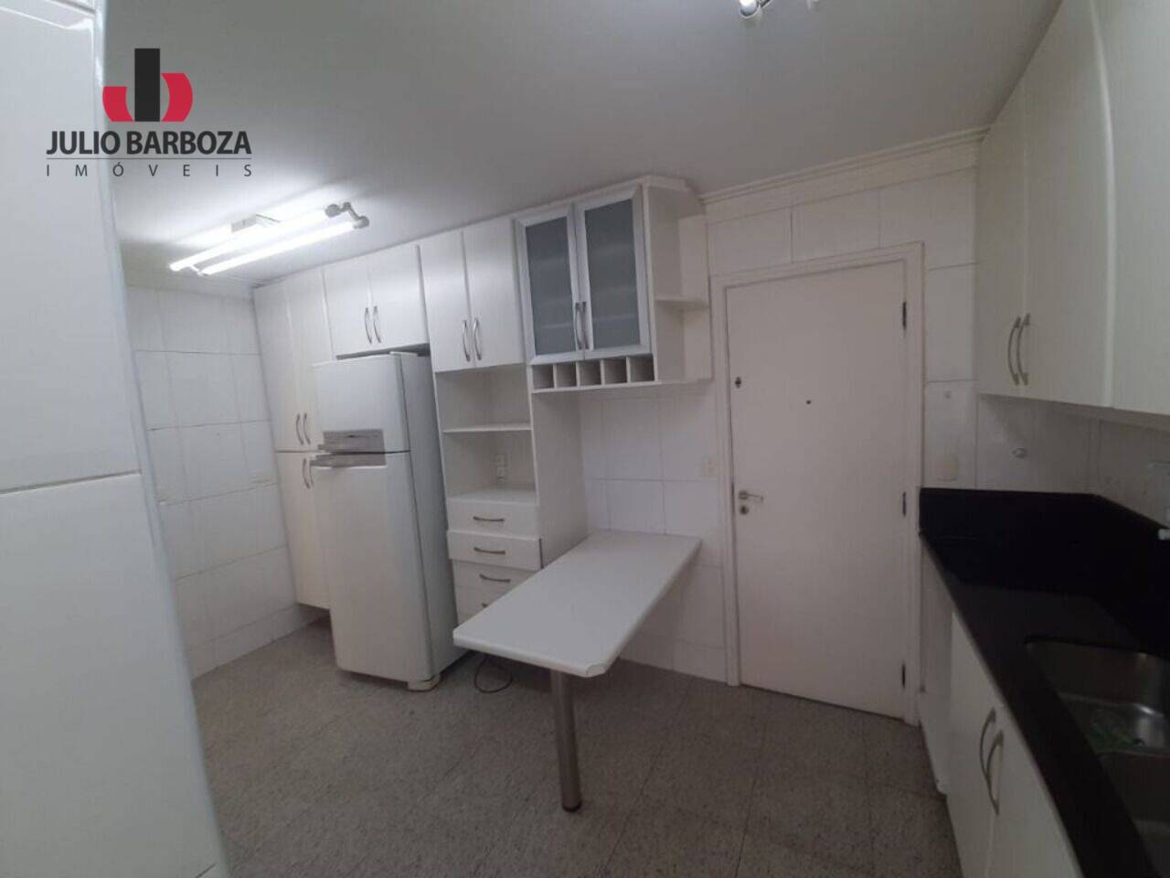 Apartamento Moema, São Paulo - SP