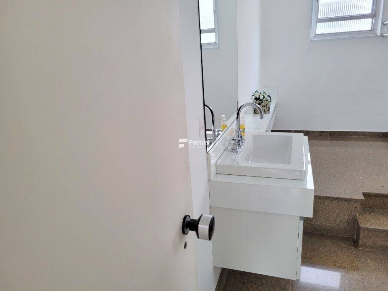 Apartamento Praia da Enseada, Guarujá - SP