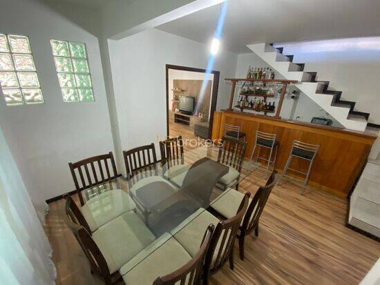 Sobrado de 130 m² na Maria Corrêa Godoy - Pilarzinho - Curitiba - PR, à venda por R$ 548.900