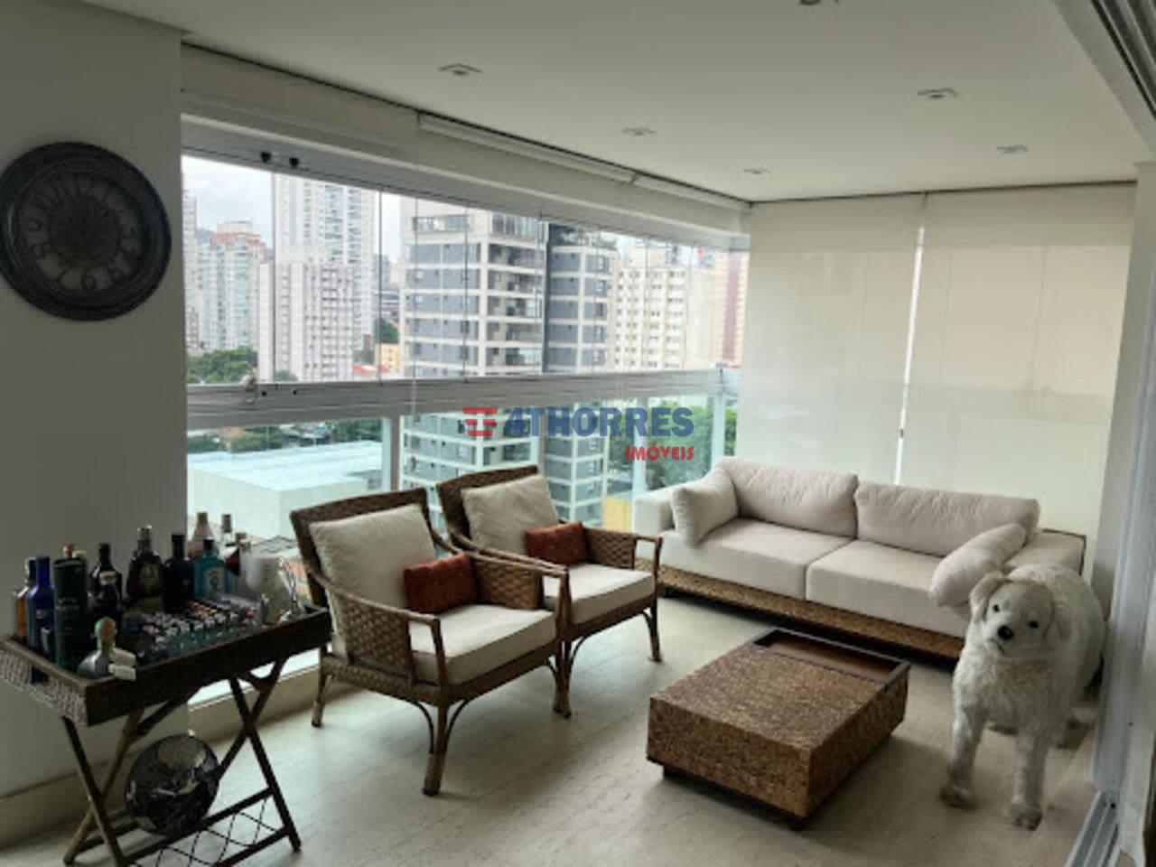 Apartamento Vila Olímpia, São Paulo - SP