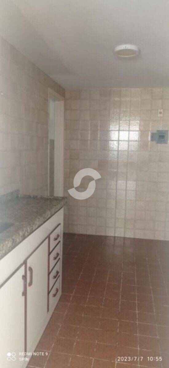 Apartamento de 76 m² na Salvatori - Rocha - São Gonçalo - RJ, à venda por R$ 170.000