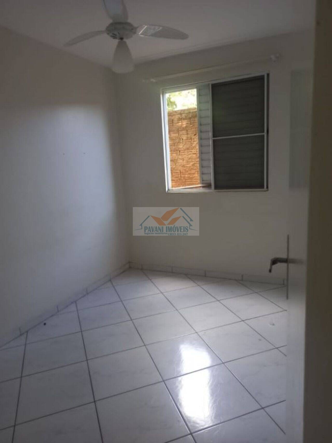 Apartamento Conjunto Habitacional Engenheiro Otávio Rasi, Bauru - SP