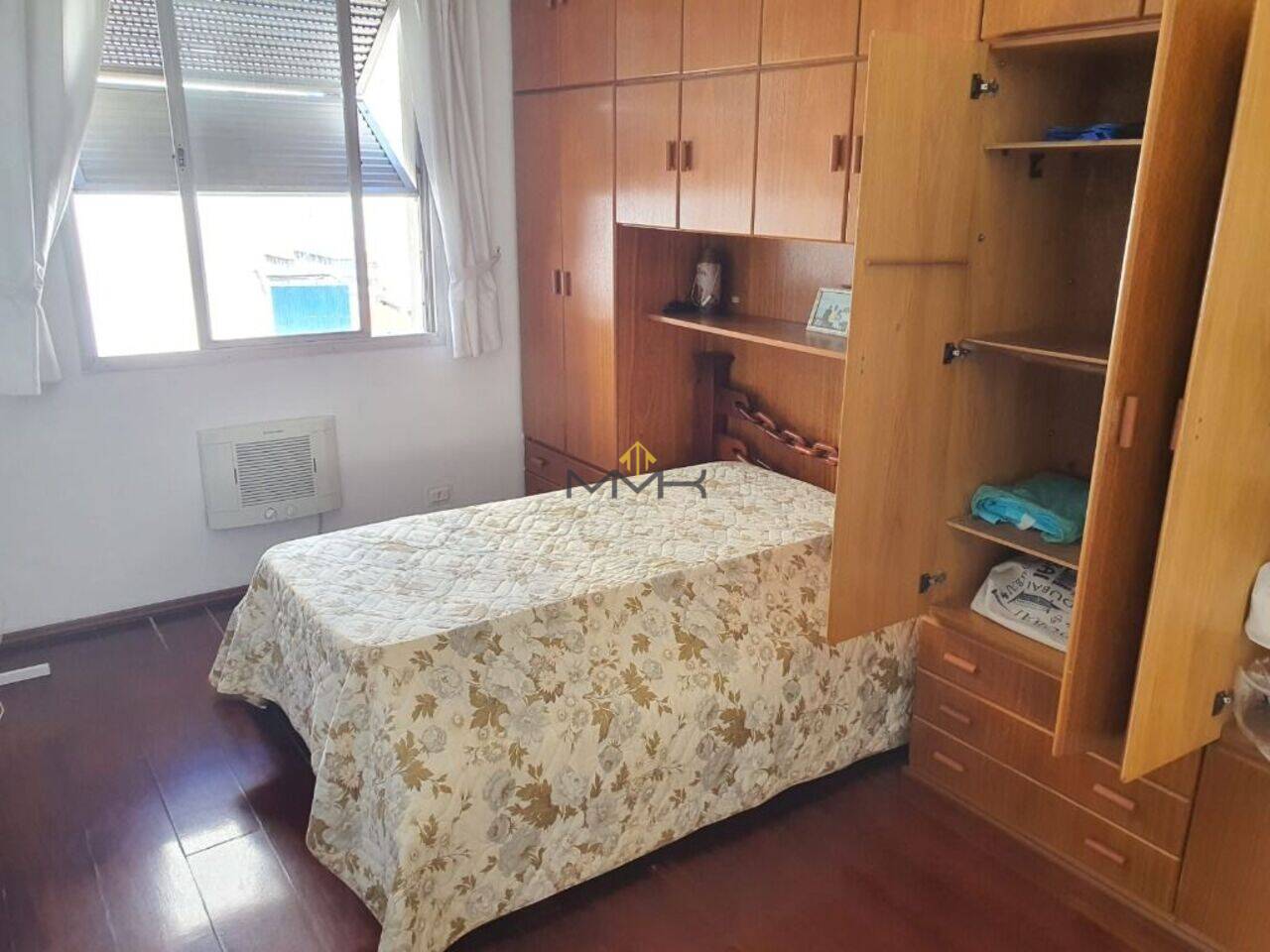 Apartamento Boqueirão, Santos - SP