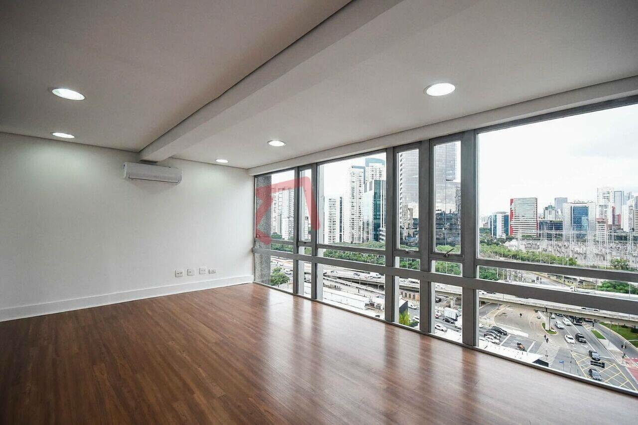 Conjunto Vila Olímpia, São Paulo - SP