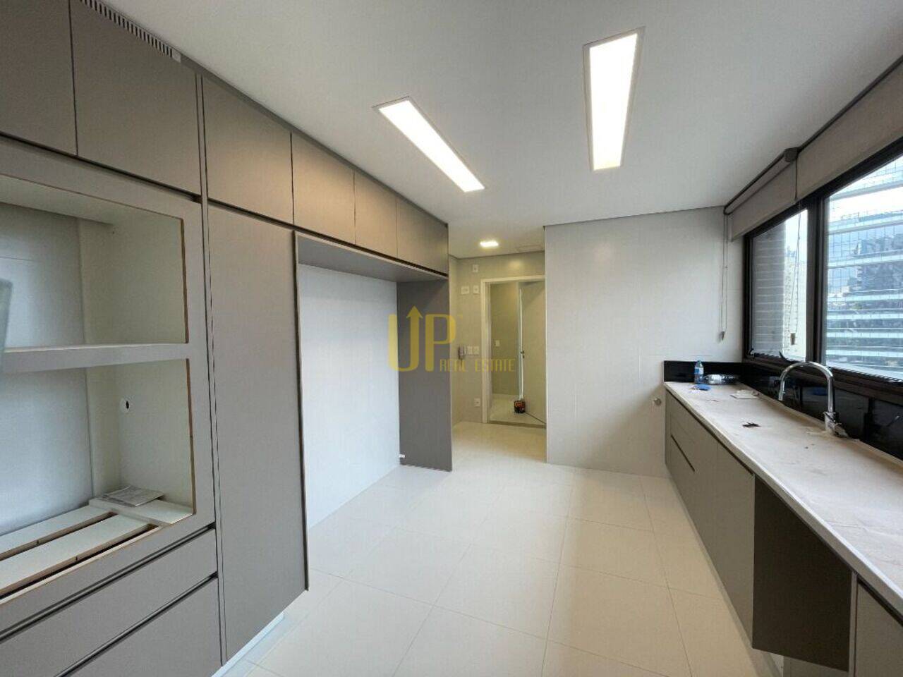 Apartamento Vila Olímpia, São Paulo - SP