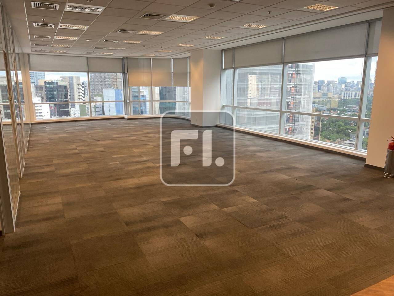 Conjunto para alugar, 946 m²  Pinheiros - São Paulo/SP