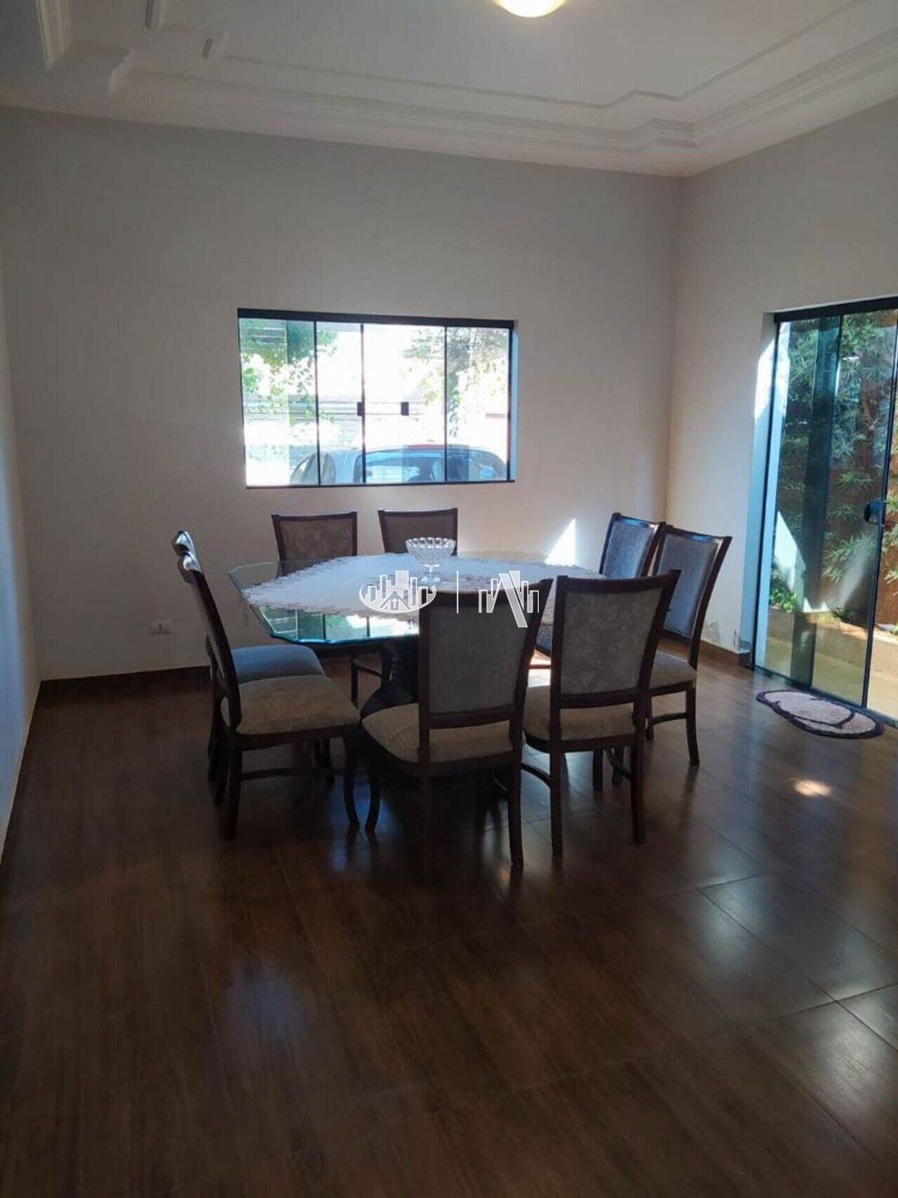 Casa Jardim Continental, Londrina - PR