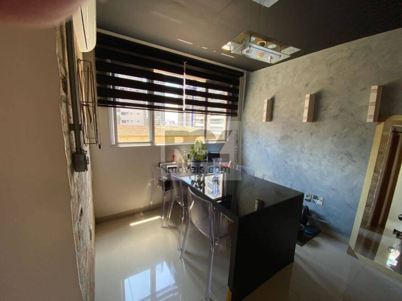 Apartamento Boqueirão, Santos - SP