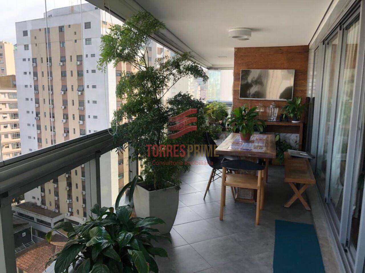 Apartamento Boqueirão, Santos - SP