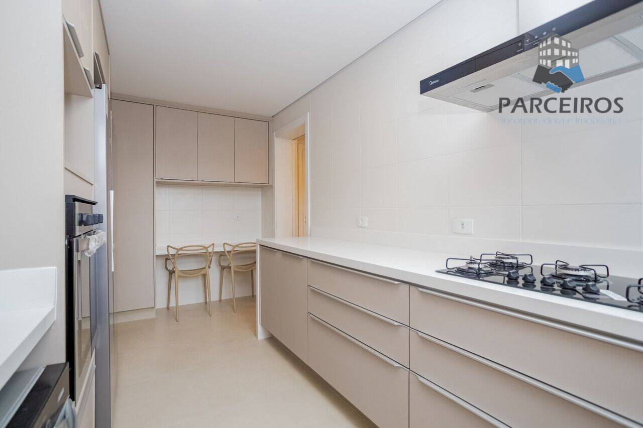 Apartamento Batel, Curitiba - PR