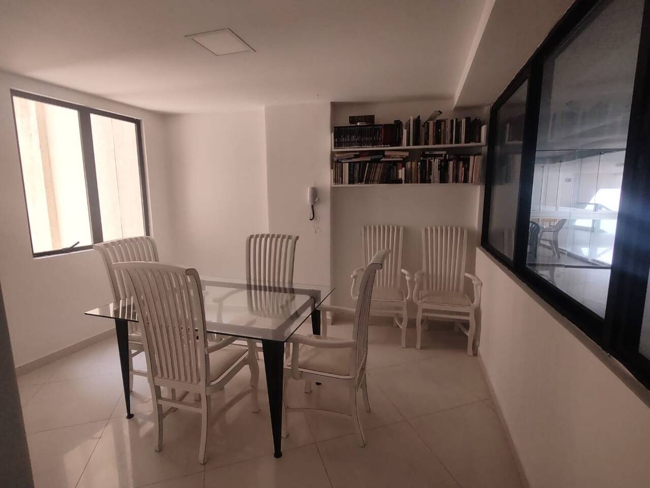 Apartamento Praia das Pitangueiras, Guarujá - SP