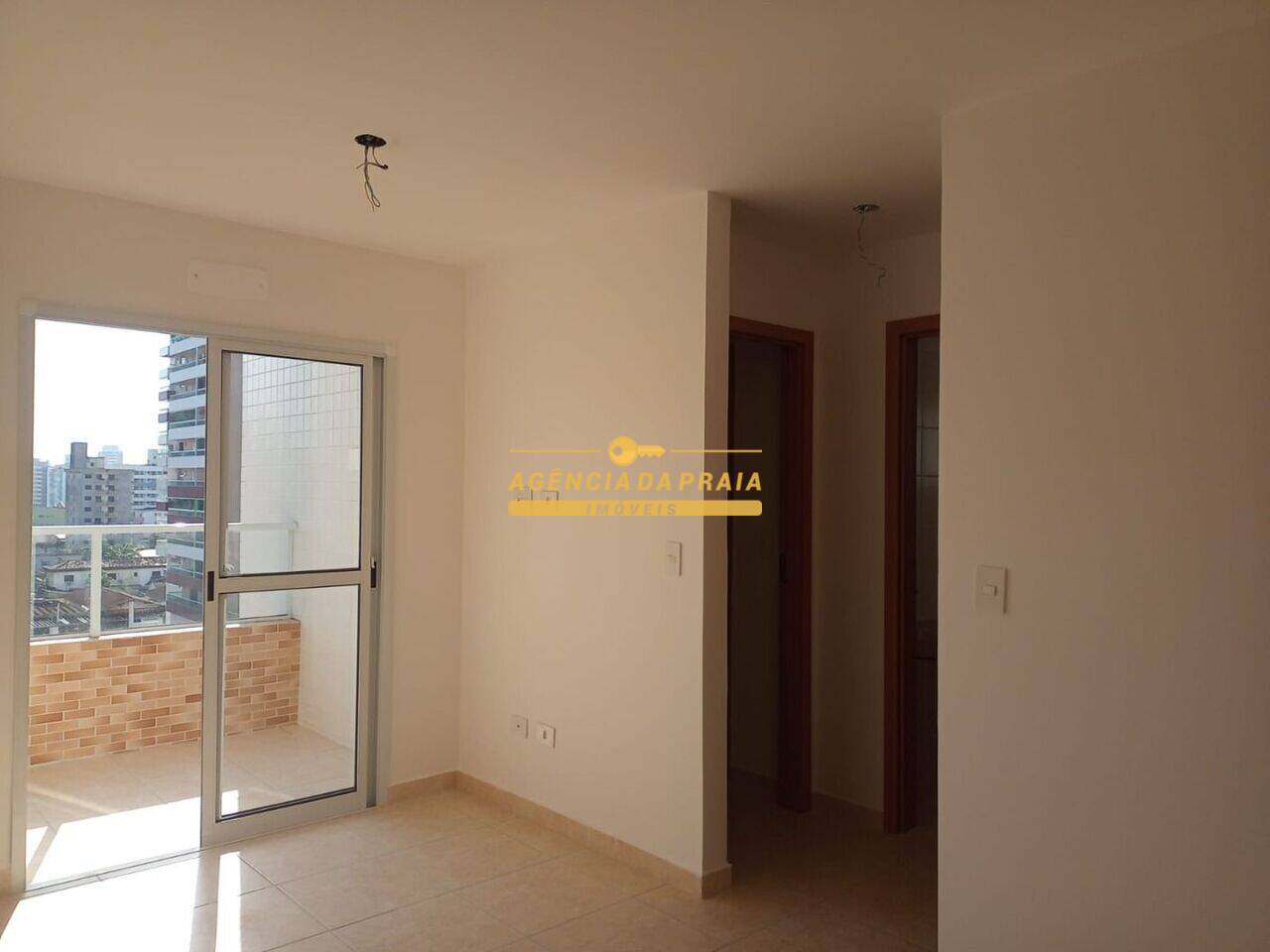 Apartamento Vila Guilhermina, Praia Grande - SP