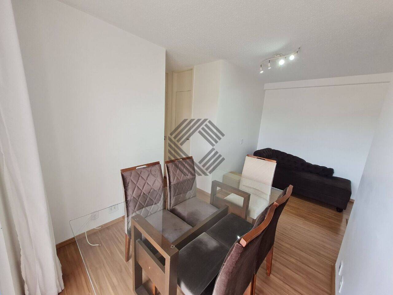 Apartamento Condomínio Villa Flora, Votorantim - SP