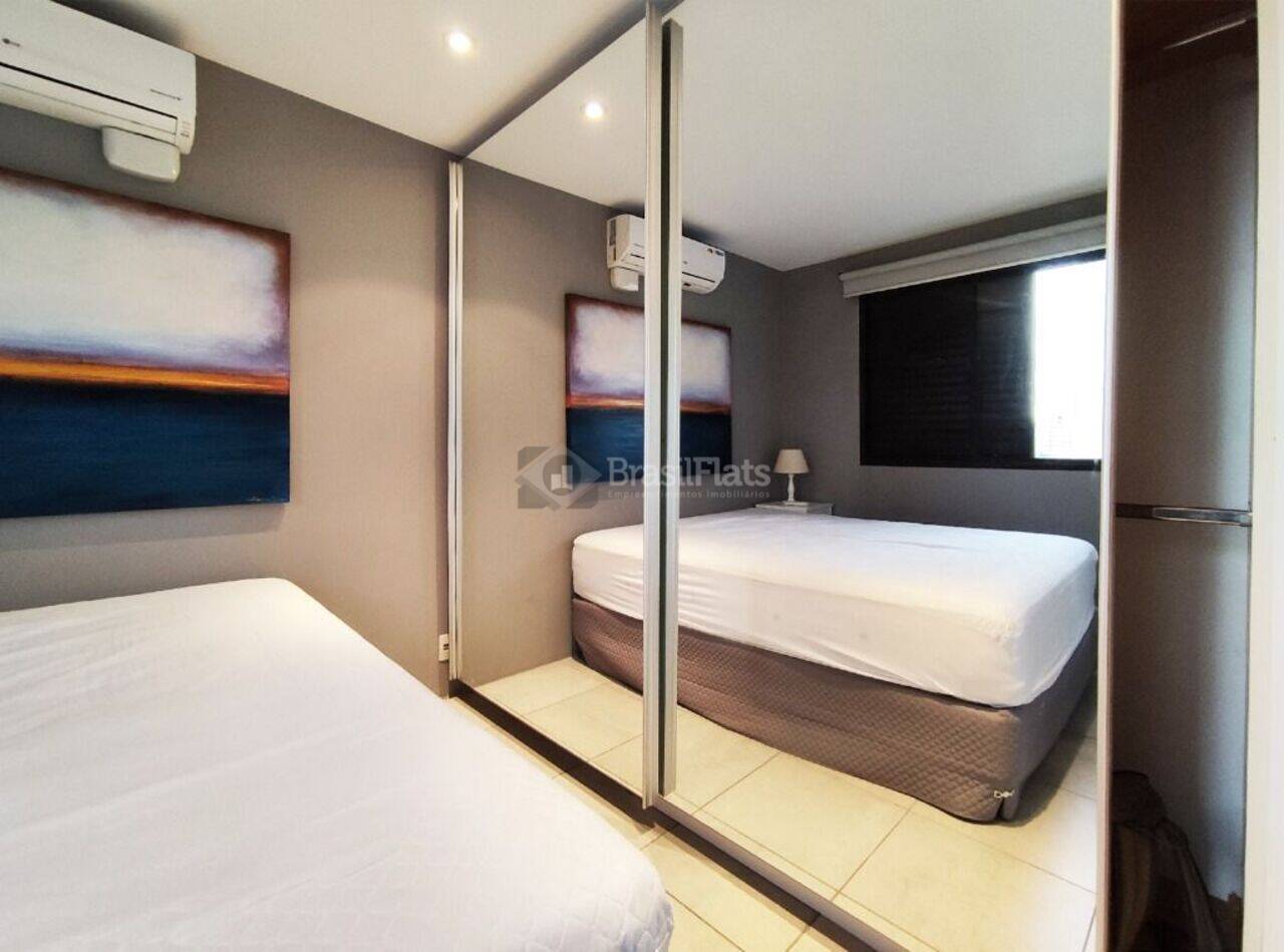 Flat Vila Olímpia, São Paulo - SP