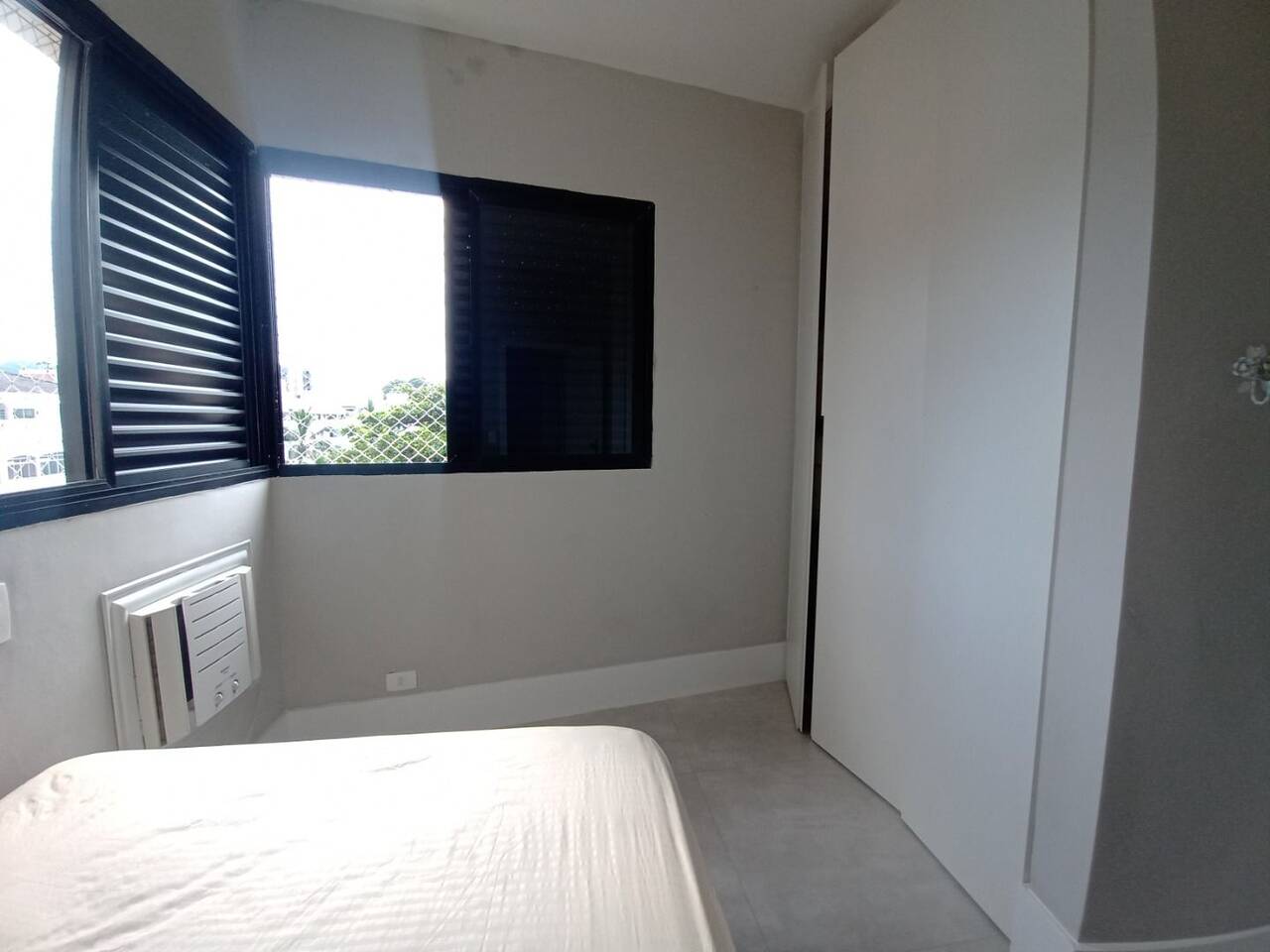 Apartamento Praia da Enseada, Guarujá - SP