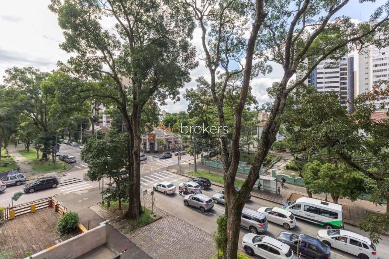 Apartamento Água Verde, Curitiba - PR