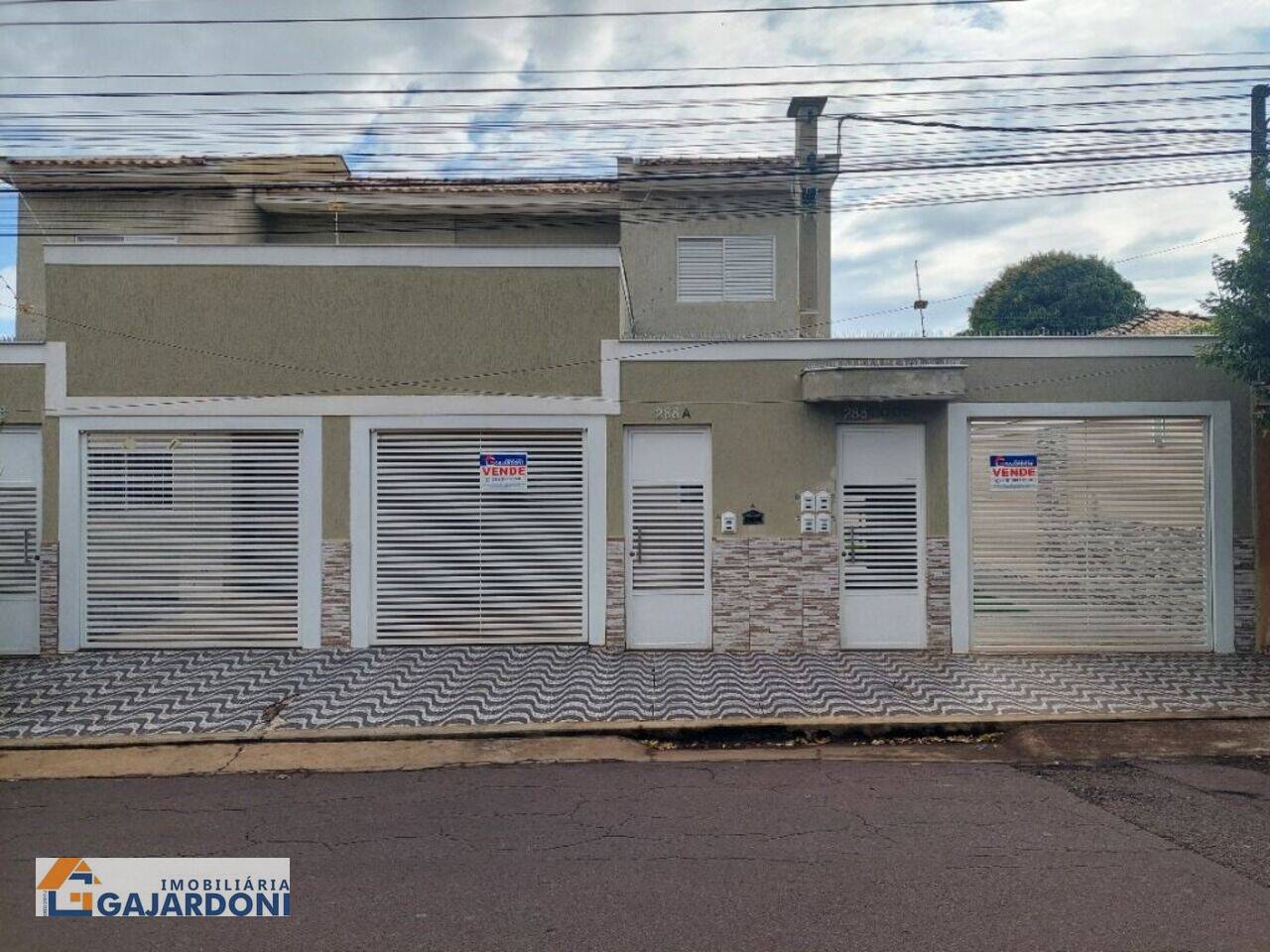 Casa Vila Roberto, Birigüi - SP