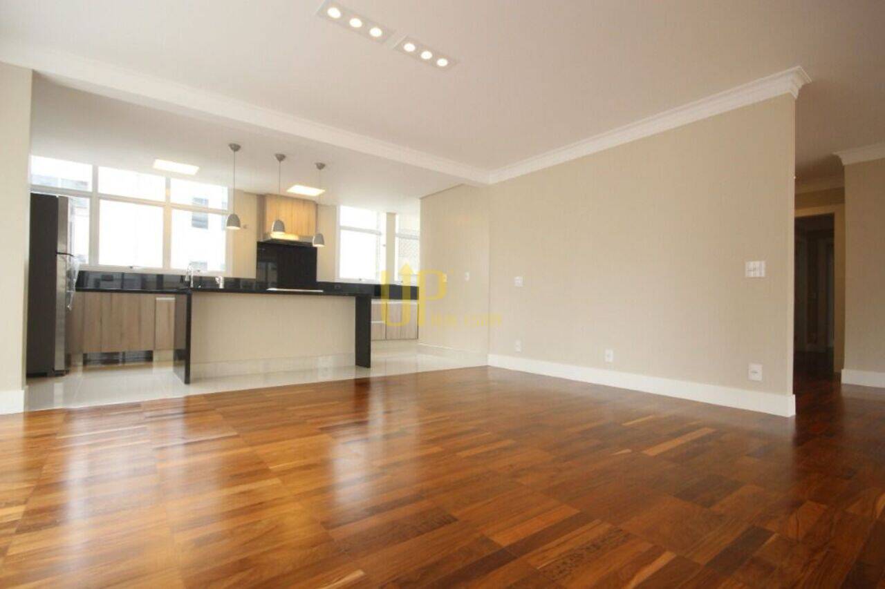 Apartamento Santa Cecília, São Paulo - SP