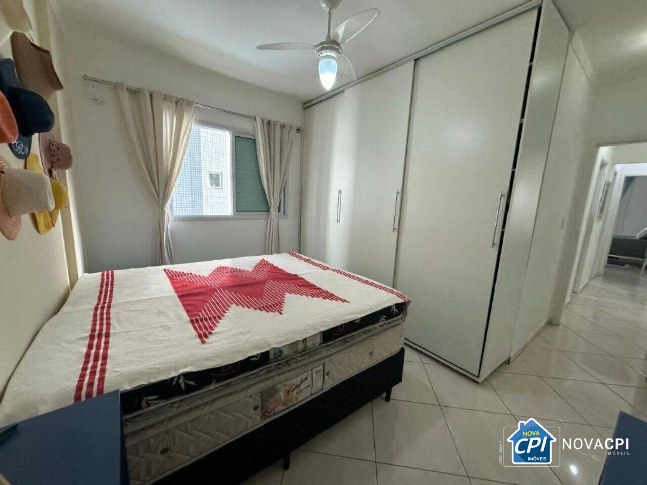 Apartamento Vila Guilhermina, Praia Grande - SP