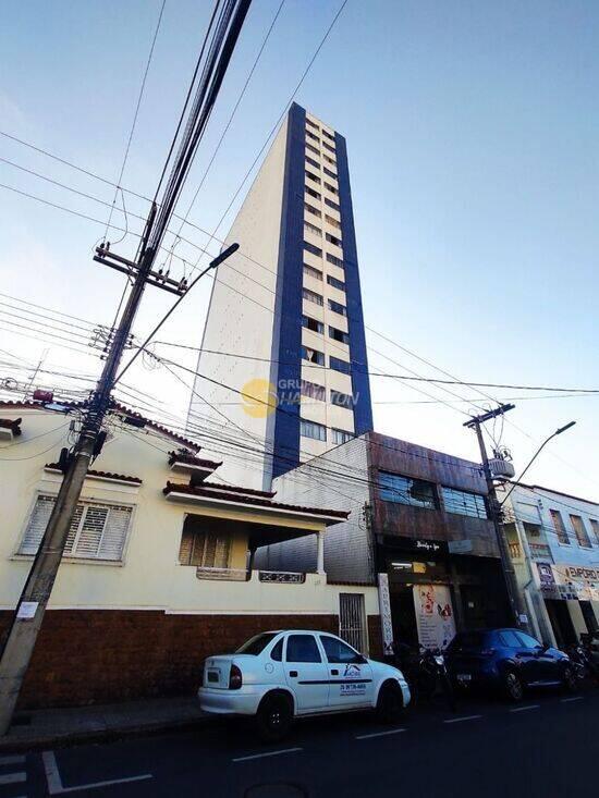 Apartamento de 50 m² na Presidente Arthur Bernardes - Centro - Alfenas - MG, aluguel por R$ 1.200/mê