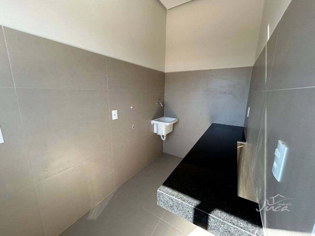 Apartamento Alto dos Caiçaras, Patos de Minas - MG