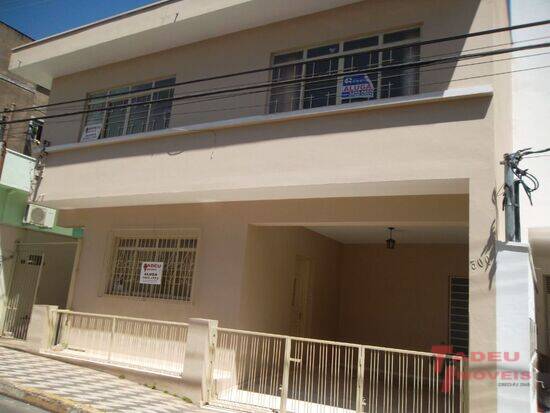 Casa de 105 m² Centro - Pouso Alegre, à venda por R$ 550.000