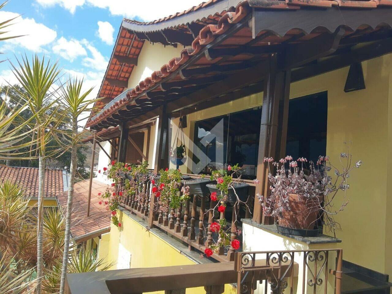 Casa Jardim Novo Mundo, Poços de Caldas - MG