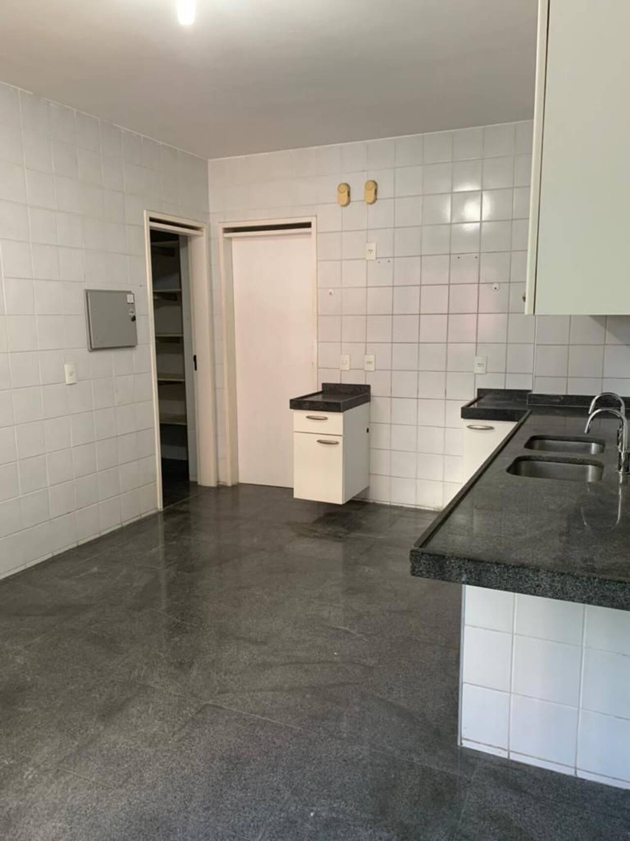 Apartamento Guararapes, Fortaleza - CE