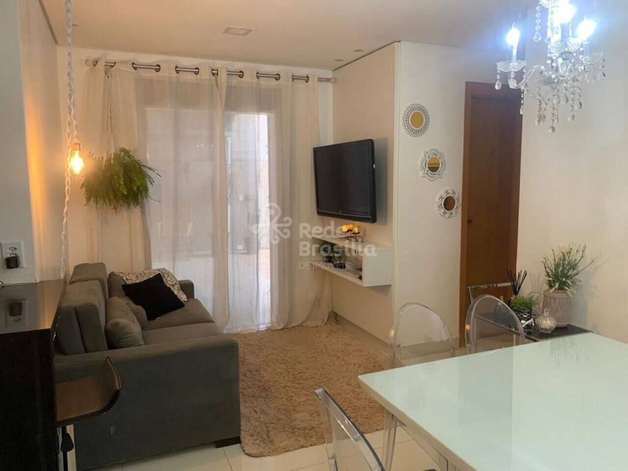 Apartamento Parque Esplanada II, Valparaíso de Goiás - GO