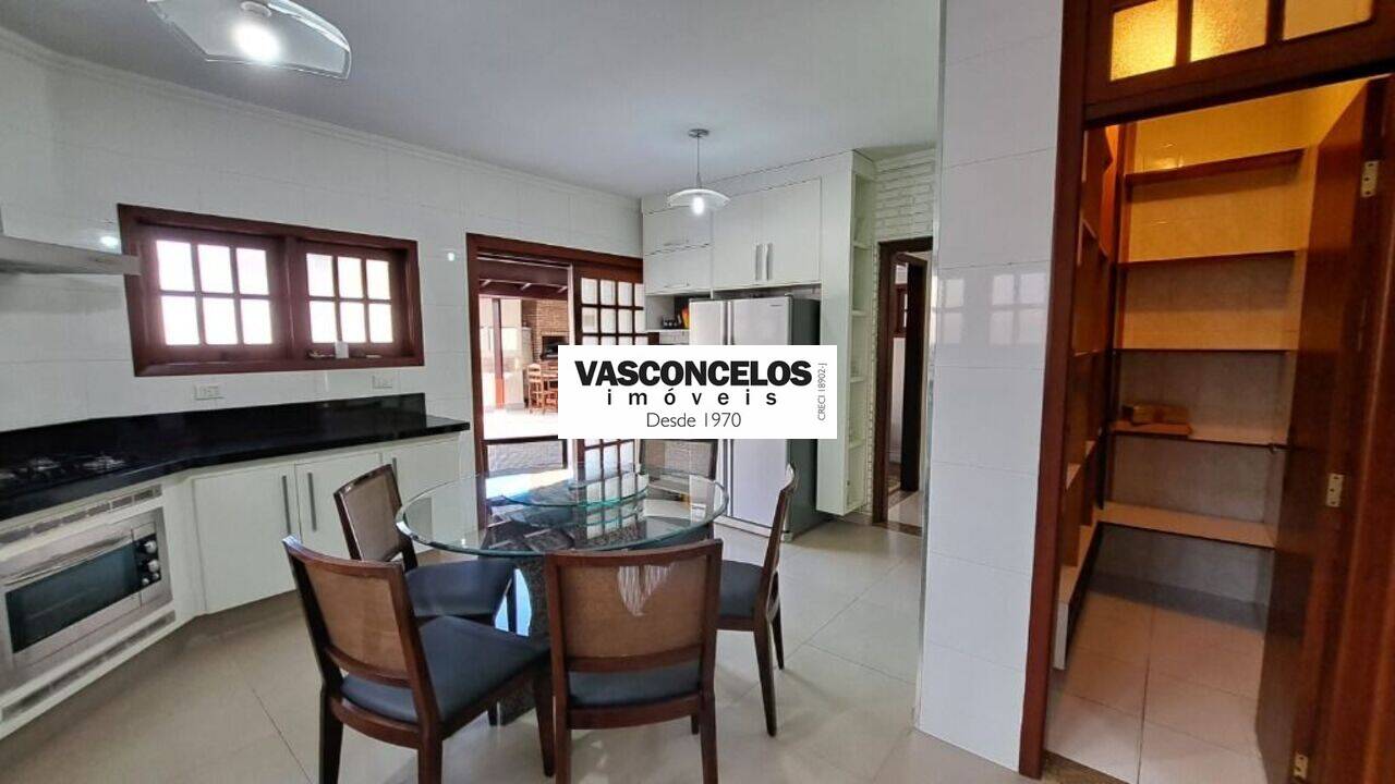 Casa Jardim das Colinas, São José dos Campos - SP