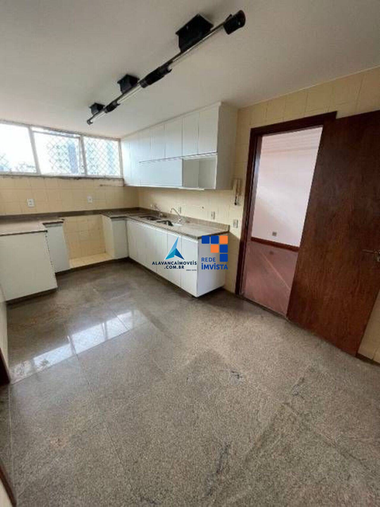 Apartamento Santo Antônio, Belo Horizonte - MG