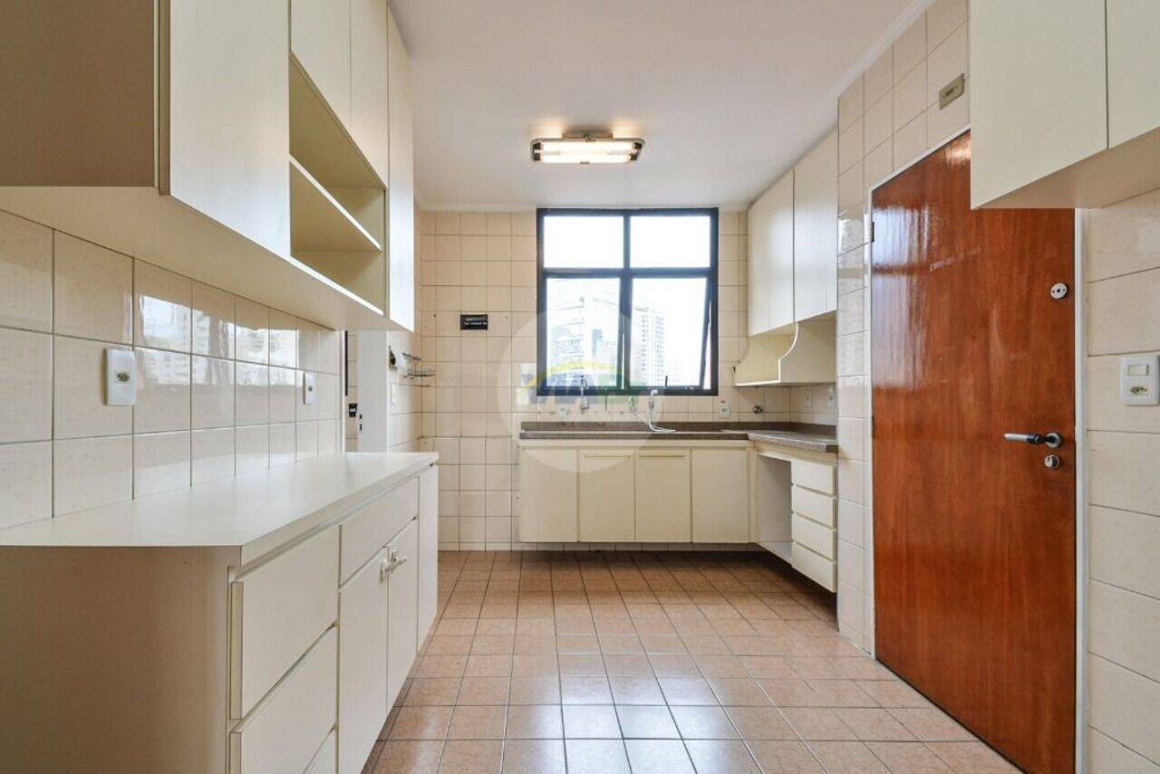 Apartamento Vila Olímpia, São Paulo - SP